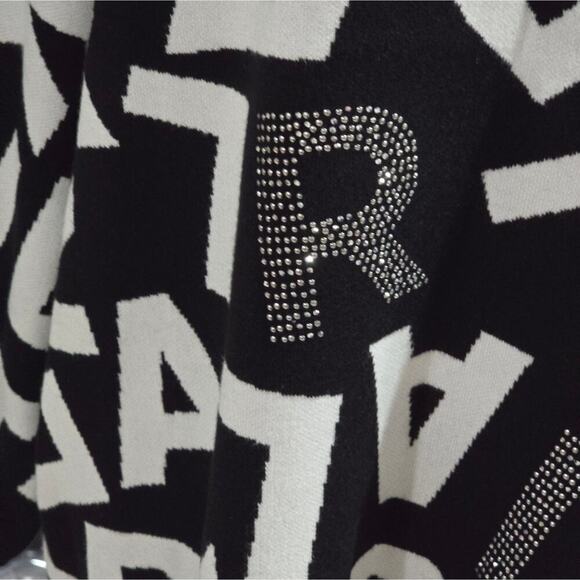 Karl Lagerfeld Women's Black Scrambled Logo Heavyweight Sweater Plus Size 2X New - Picture 10 of 14